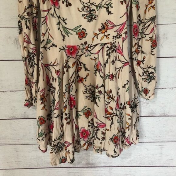 UO Ecote Rosalinda Floral Long Sleeve Dress 4 - Picture 5 of 7